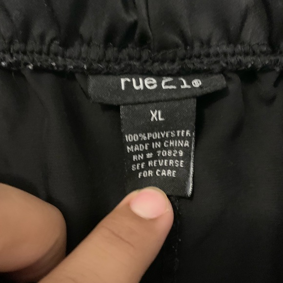 Rue 21 off the shoulder top - Picture 5 of 5